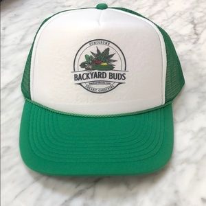 Trucker hat